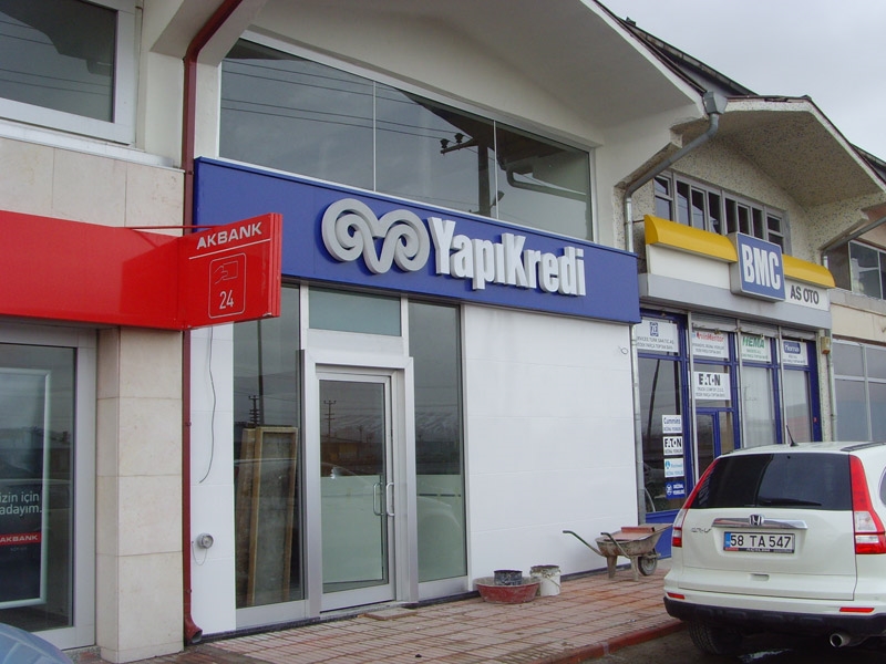 Solid Mimarlık | Yapı Kredi Bankası Sivas Şubesi